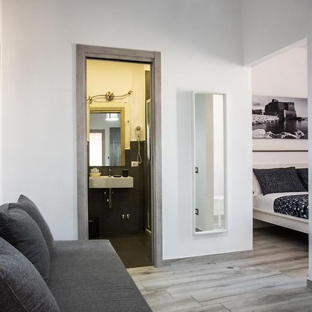 Solarium Al Duomo Rooms By Wonderful Italy Νάπολη Εξωτερικό φωτογραφία
