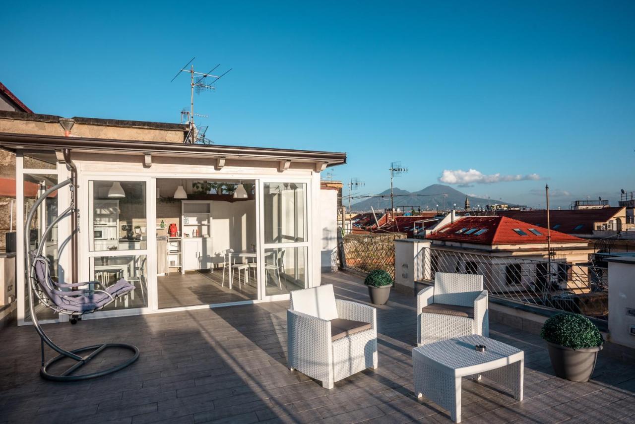 Solarium Al Duomo Rooms By Wonderful Italy Νάπολη Εξωτερικό φωτογραφία