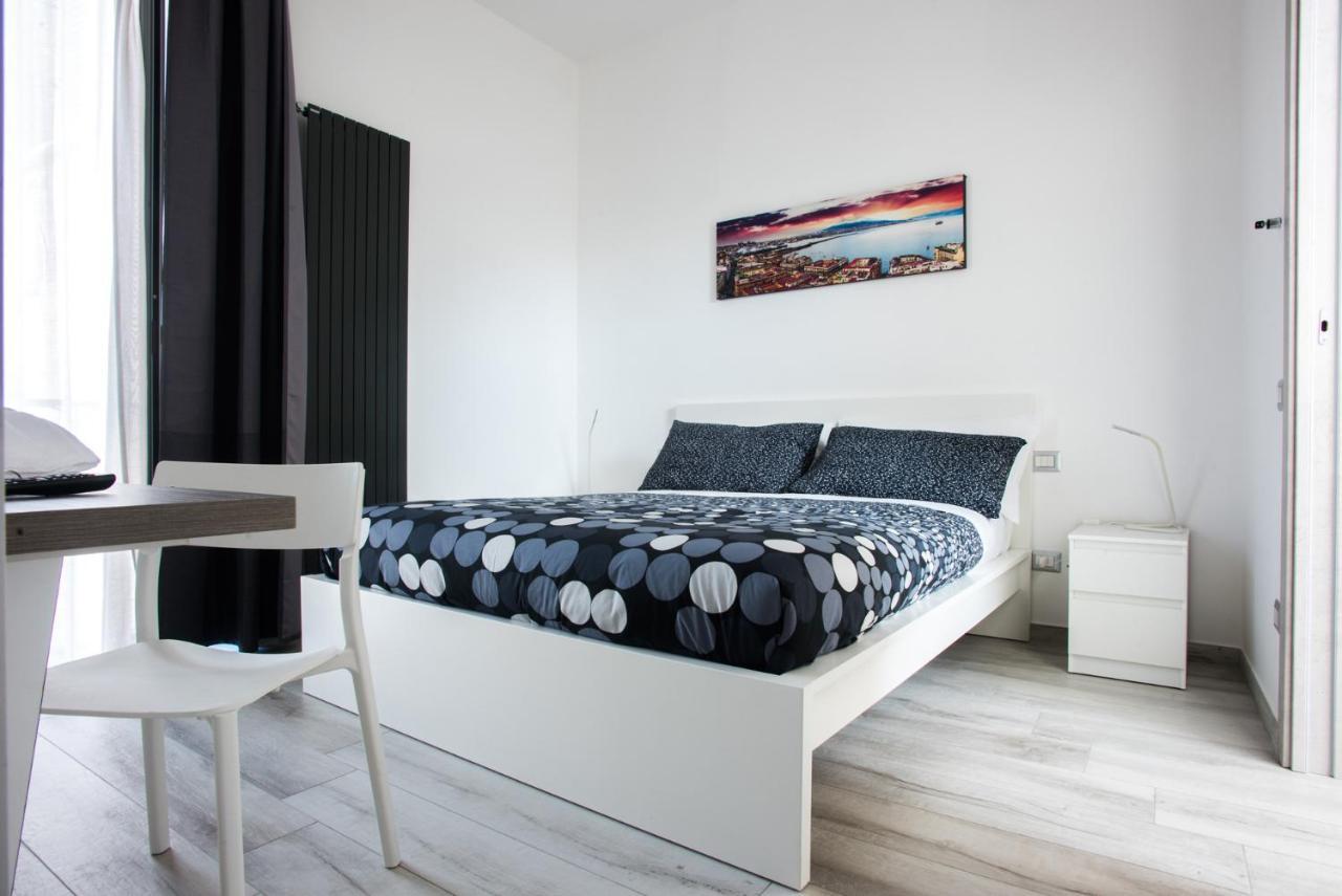 Solarium Al Duomo Rooms By Wonderful Italy Νάπολη Εξωτερικό φωτογραφία
