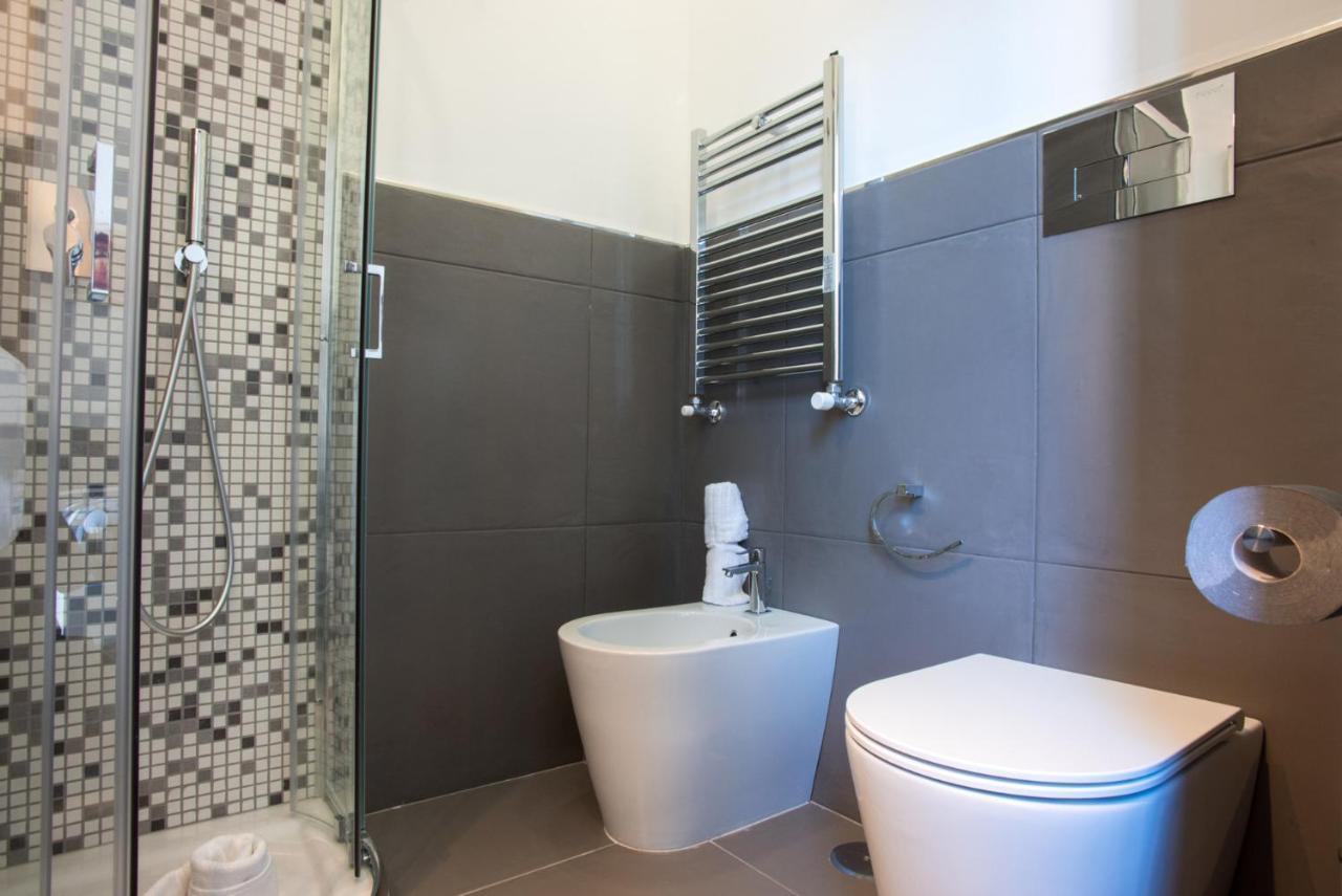 Solarium Al Duomo Rooms By Wonderful Italy Νάπολη Εξωτερικό φωτογραφία